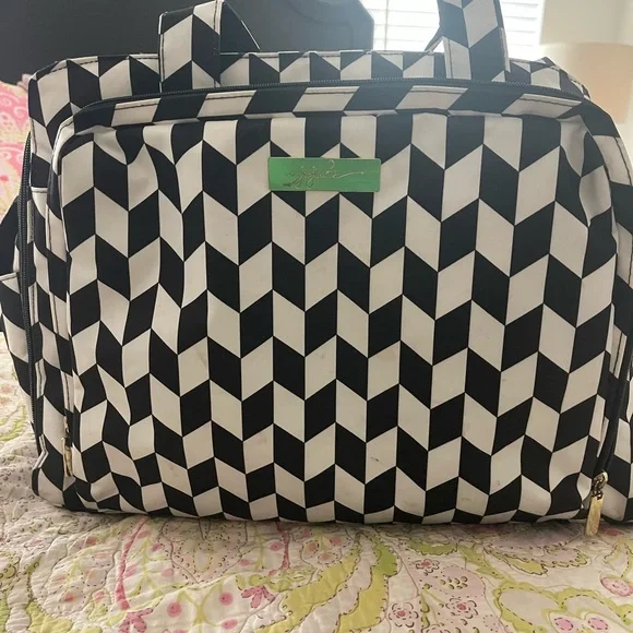 Jujube diaper bag - Picture 1 of 10